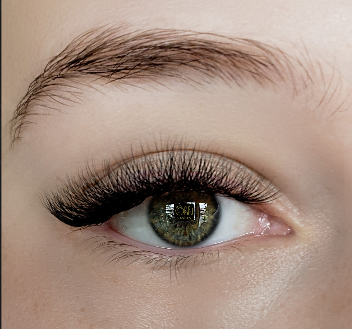 10 Tips for Maintaining Your Lash Extensions: A Must-Read Guide.