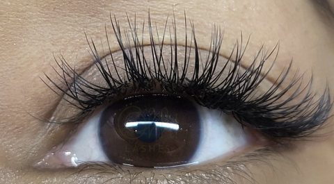 How to Get the No-Makeup Look with Natural Look Lash Extensions