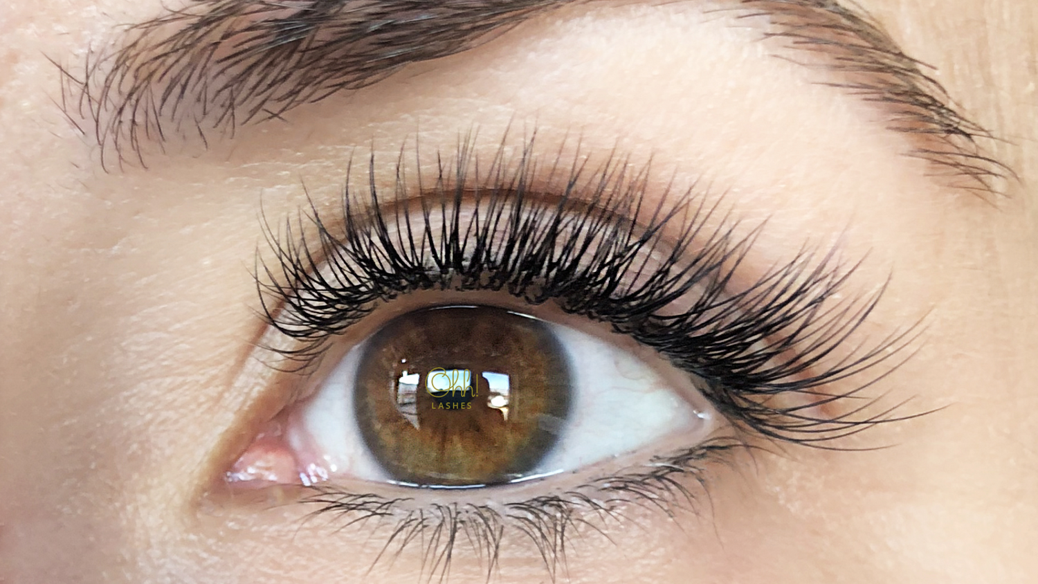 How to Remove Eyelash Extensions Safely with Ohh Lashes.